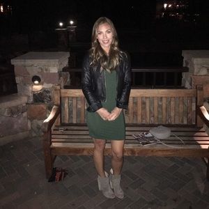 Meet your Posher, Lindsey